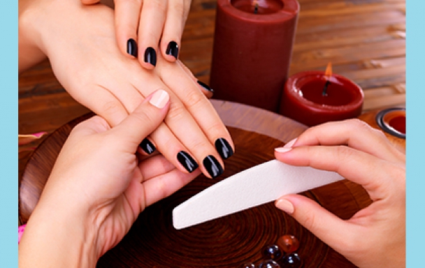 Nunu signature manicure (50 mins)